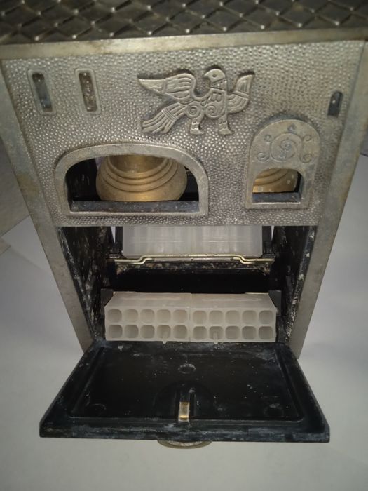 Шкатулка с музыкой , музыкальная рапиросница.