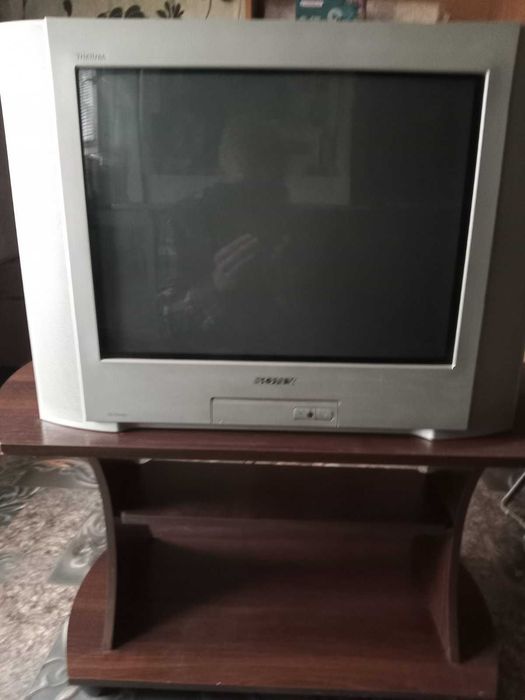 Sony KV-21CL5K + Смарт ТВ-приставка iNext SWEET.TV BOX Ultra