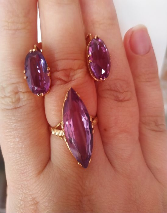 6.05 Золотий маркіз 17.5 з олександритом