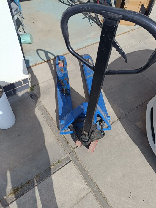 Wózek widłowy paleciak