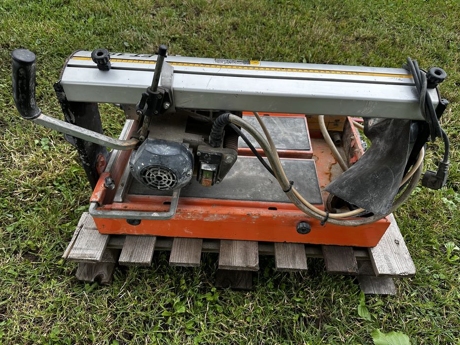 Przecinarka do płytek  glazury Gölz FT190 elektryczna mokro sucho