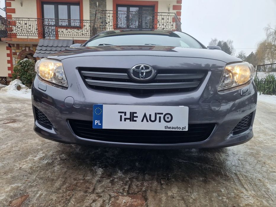 Toyota Corolla bezwypadkowa niski przebieg SALON PL polecam BEZWYPADKOWA