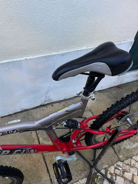 Bicicleta BTT Dupla Suspensão Alumínio 7005 - Travões de Disco - Aro 26