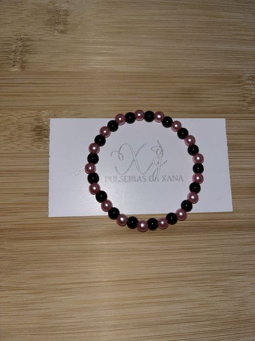 Pulseira preta com perola