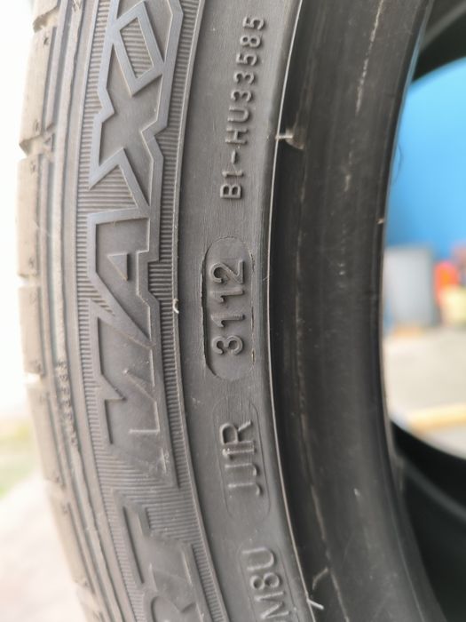 Opony letnie 245/45/18 Dunlop 5.5mm 2szt.