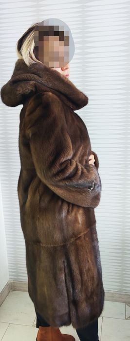 Шикарная норковая шуба.