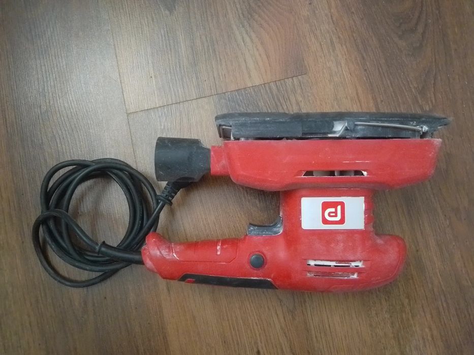 Szlifierka oscylacyjna Performance Power PTSS135C