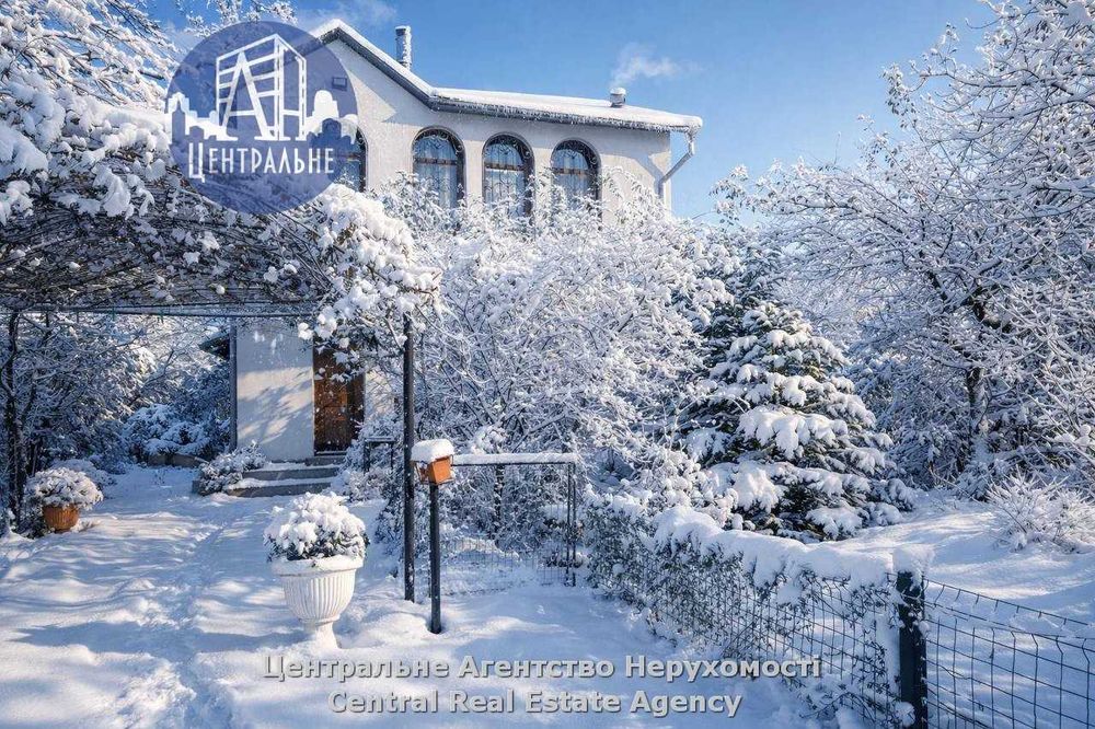 Продаж добротного дачного будинку для постійного проживання