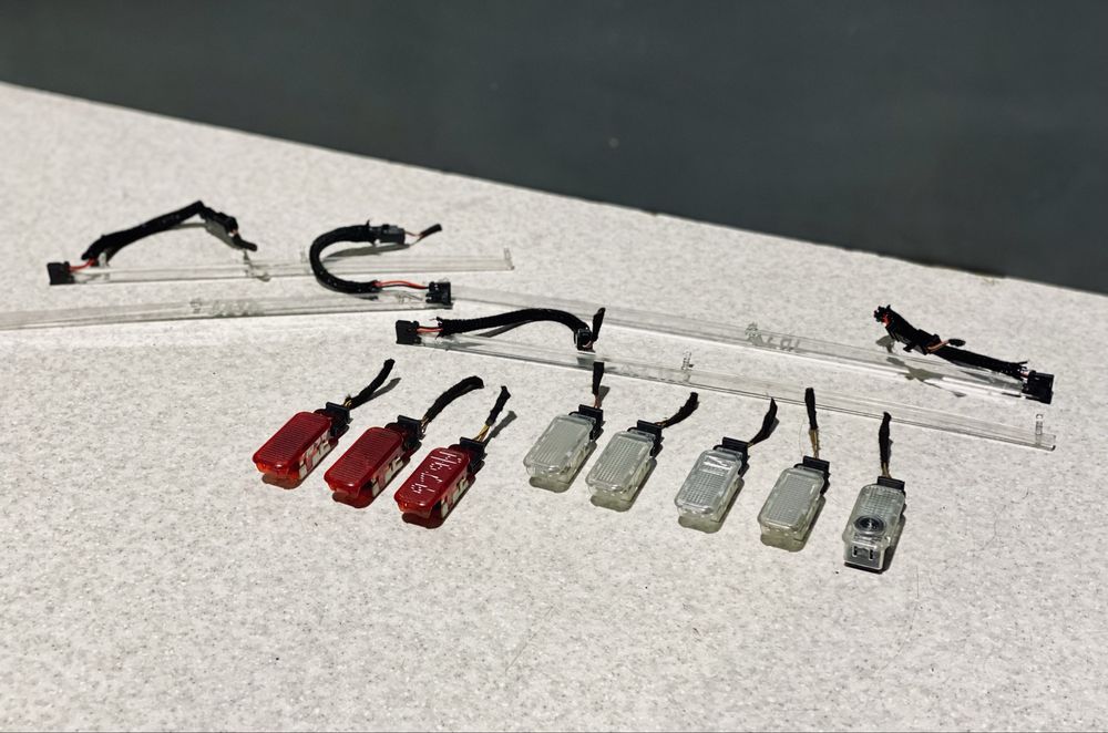 Підсвітка салону Audi A6 C6 плафон подсветка карт дверей Ауді А6 С6