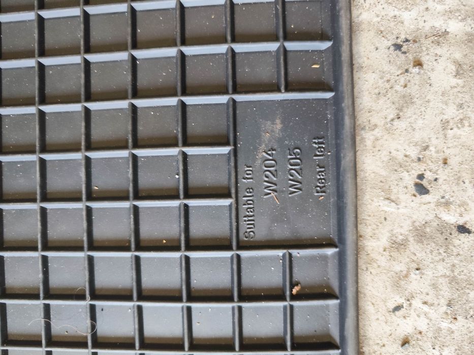 килимки Mercedes W204/W205