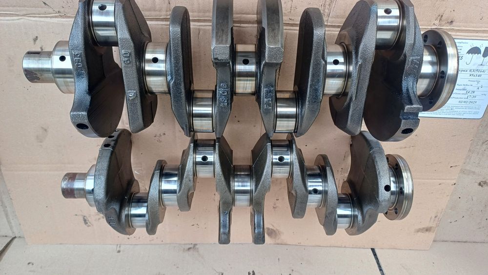 Коленвал колінвал Renault Trafic Vivaro Scenic Laguna Megane 1.9 Dci