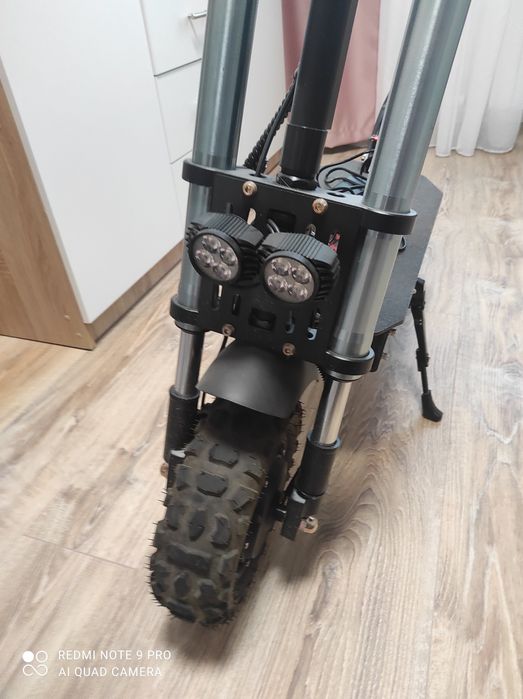 Crosser Rocket YF-014 електросамокат