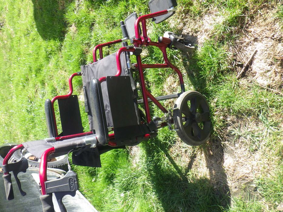 Lekki wózek inwalidzki składany Niemiecki Aluminiowy Duze Kola