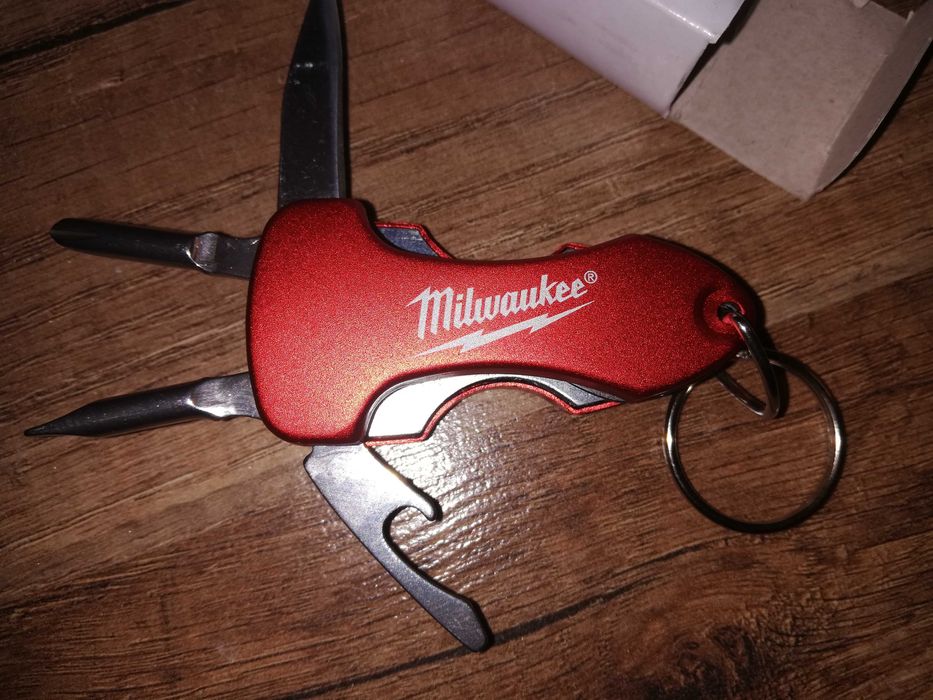 Scyzoryk Milwaukee Multi Tool LED