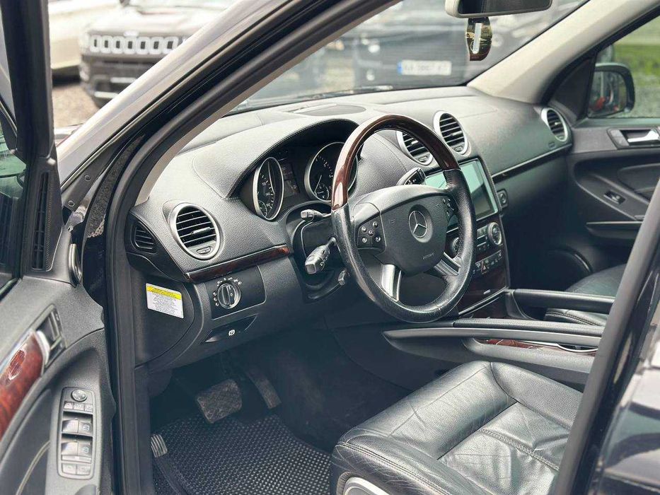 Mercedes-Benz GL 550 | 2007 рік | 5.5 бензин | Автомат | 4x4