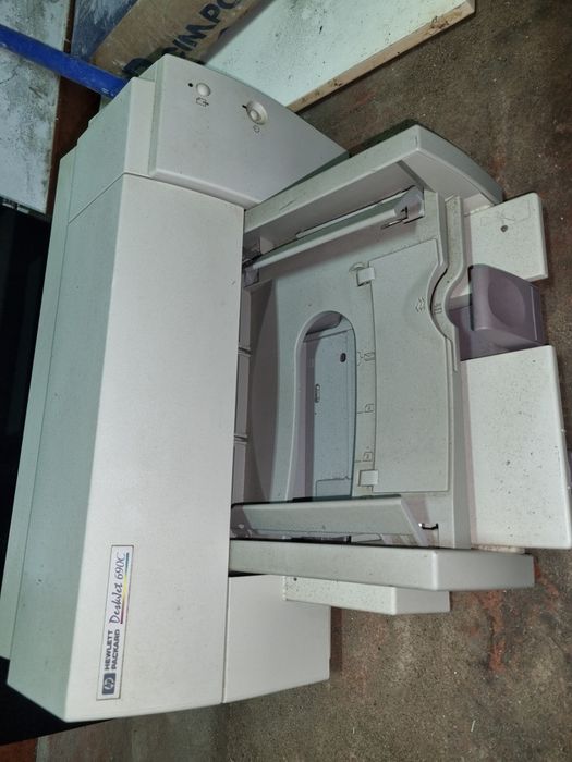 Computer, printer, speakers440239295038105602