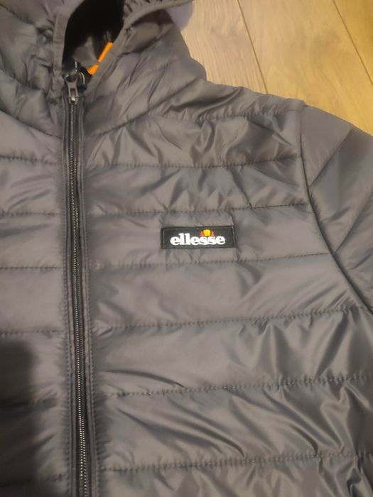 Nowa kurtka Ellesse
