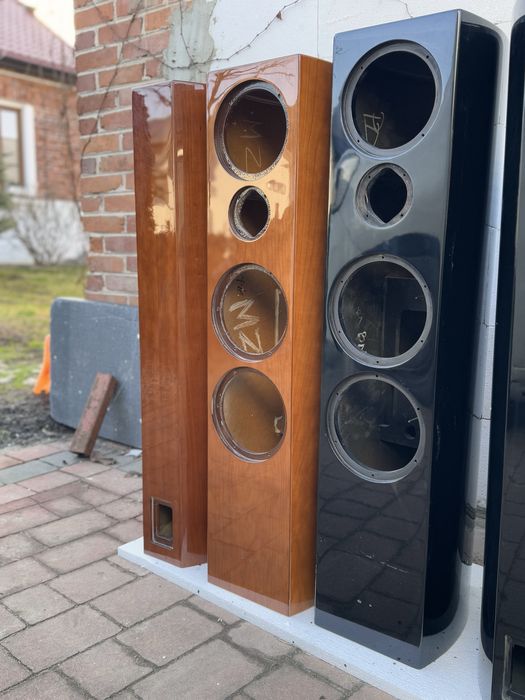 Obudowy do kolumn glosnikowych piano lakier