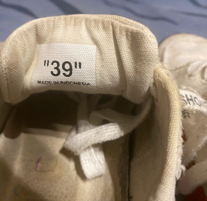 Off white vulcanized