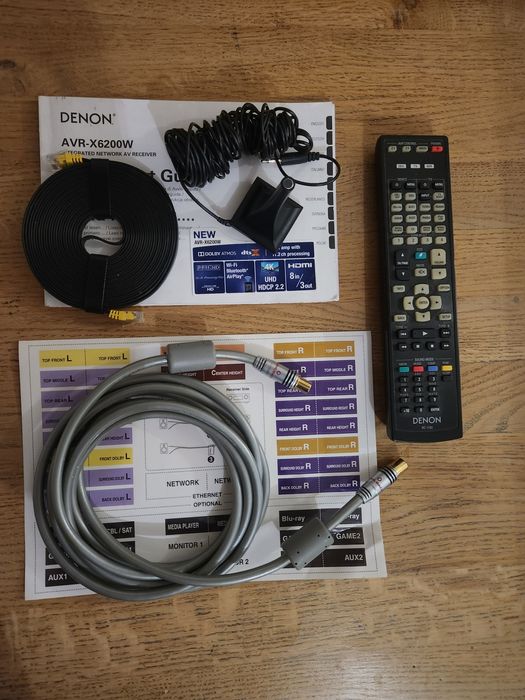 Amplituner Denon AVR-X6200W