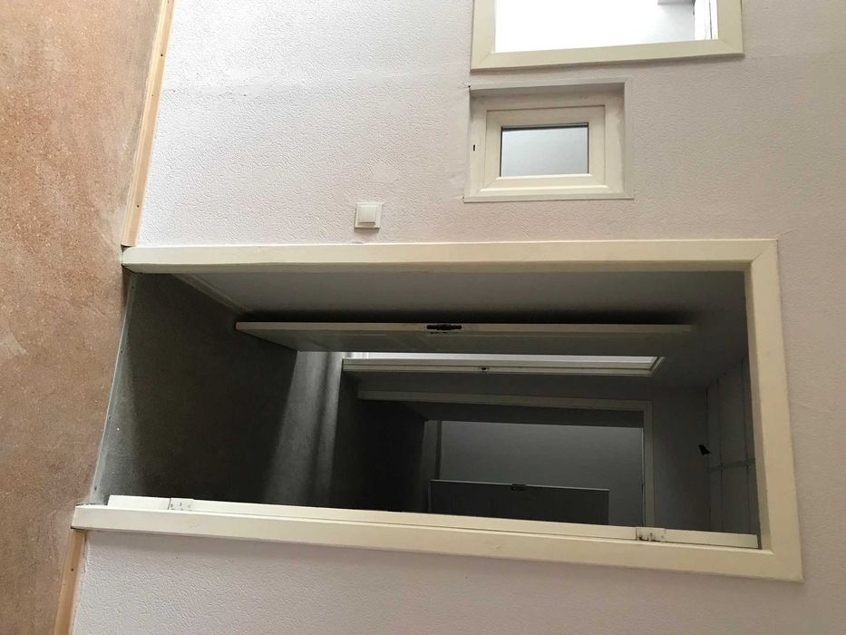 Оренда офіса з окремим входом з вулиці, біля метро Левада
