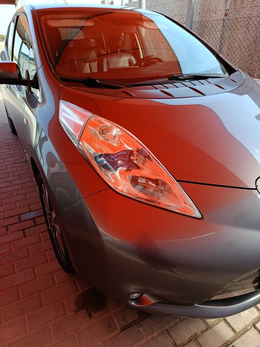 NISSAN LEAF Tekna 30 kw
