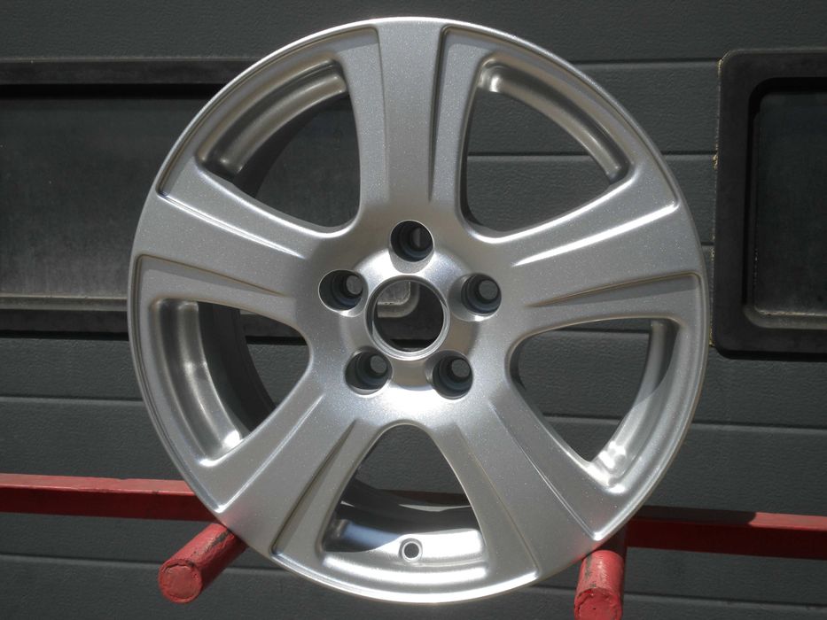 Felgi aluminiowe GMP Italia 16 5x114,3 et35 uszkodzeniatransportowe