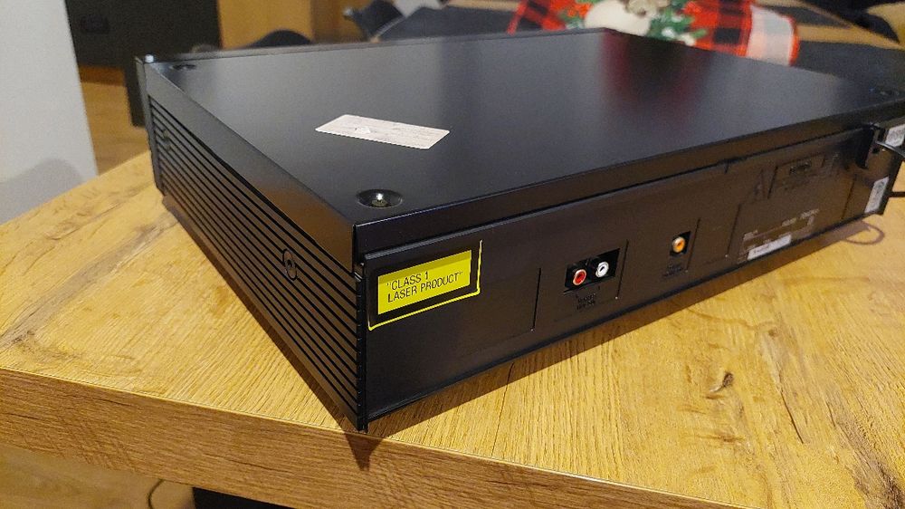 Denon dcd-820 compact