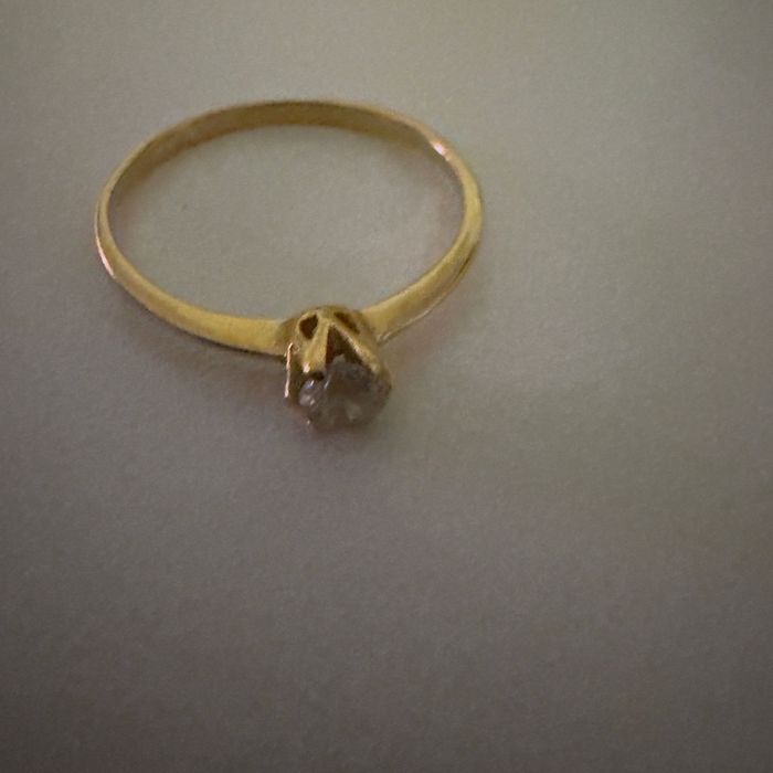 Anel de ouro solitário 19,2k