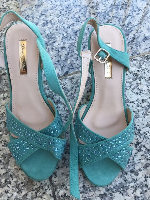 Sandálias novas (Tam.36)