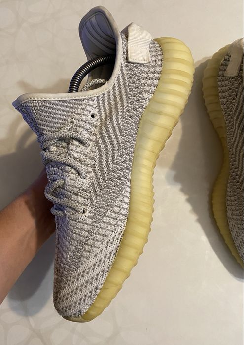 Кроссовки Adidas yeezy 350 Оригинал Размер 42 - 27 см