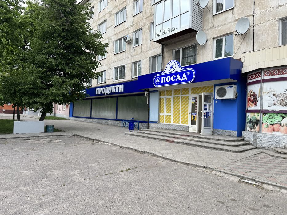 Монтаж, демонтаж наружної реклами , поклейка плівки оракал, різного