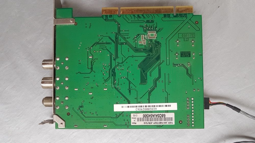 Placa ASUS TV Rádio e Satélite434772900117237764