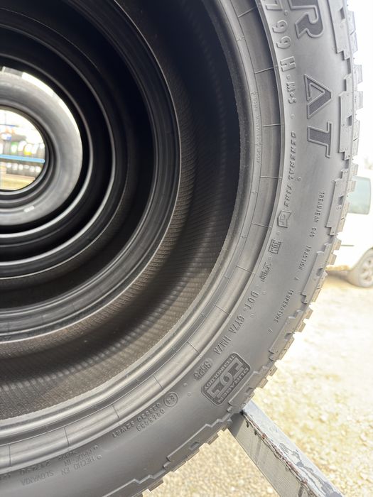 Шини нові 235/55 R17 General