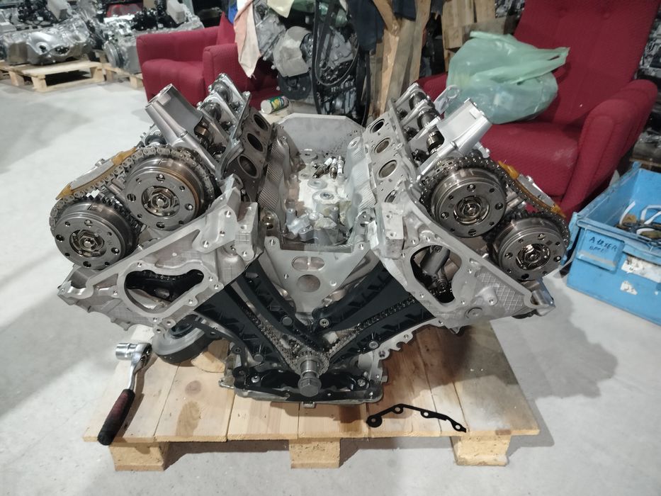 Kompletny dól silnika 4.4 V8. S63B44B BMW X5M. X6M