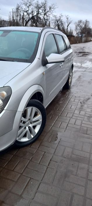 Продам опель астра Н