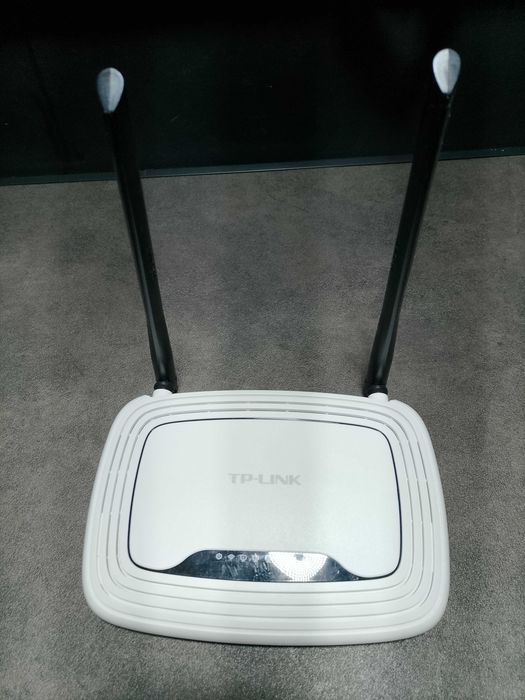 Router TP-LINK TL-WR841N