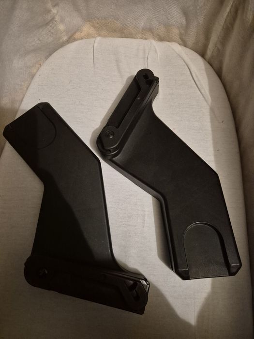 Adapter do fotelika samochodowego