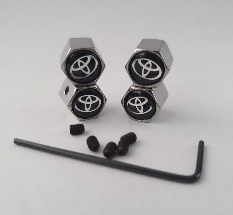 Колпачки на ниппель Toyota, для чёрных дисков