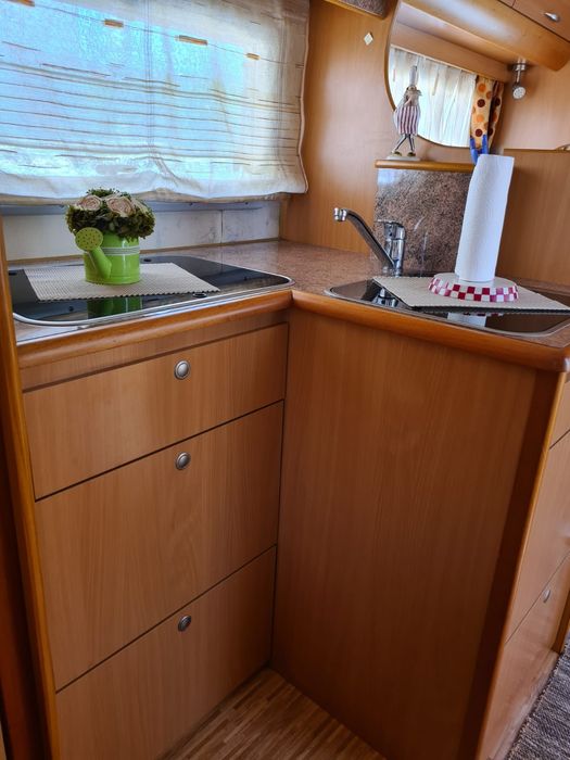 Vendo  Autocaravana - 6 lugares