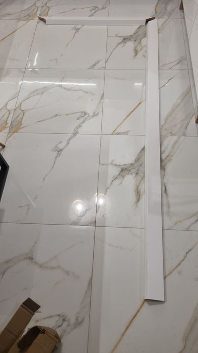 Futryna DRE biały mat ościeżnica obramowka prawa i gora