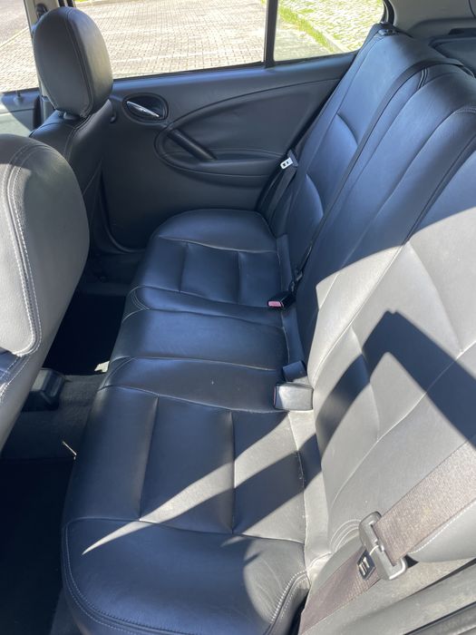 MG ZR 1.4 gasolina 2002