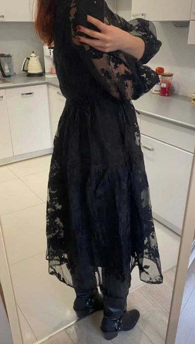 Reserved czarna tiulowa balowa sukienka na wesele na sylwestra