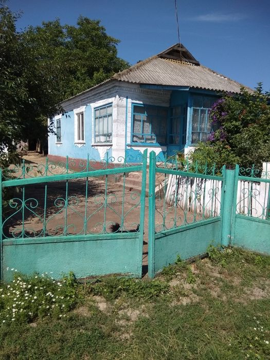 Продам часний будинок в с.Сугаки