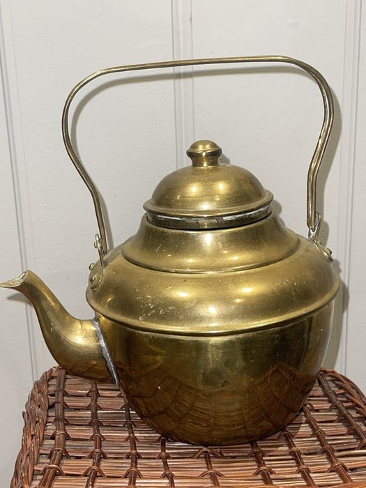 Старий чайник з латуні.1,5 л