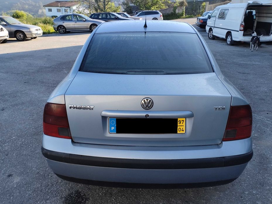 VW Passat 1.9 TDI 90 CV Só Para Peças