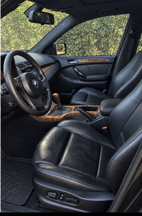 Продам BMW X5 E53 3.0
