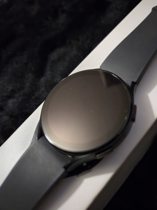 Samsung galaxy watch 5 .. 44mm