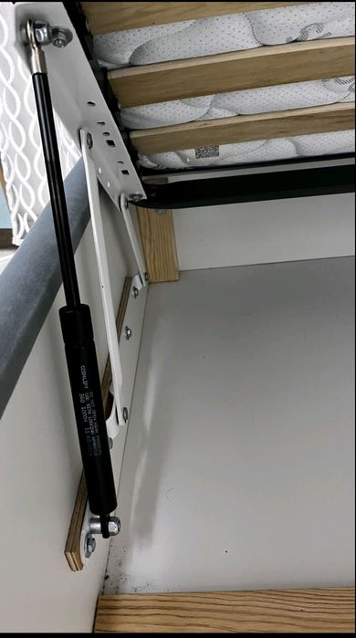 Продам кровать 2/140м.