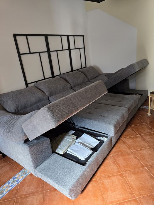 Vendo grande sofá quase novo